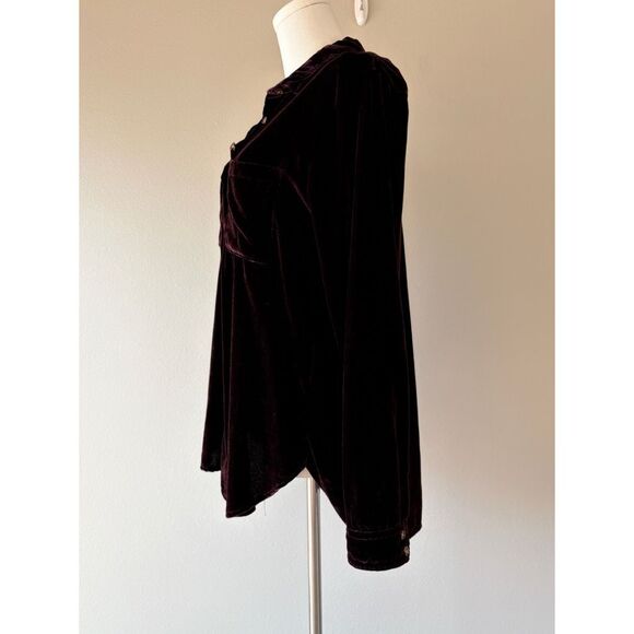 Anthropologie maeve purple velvet button front‎ long sleeve - Picture 3 of 9